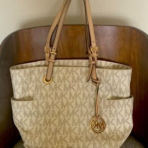 Michael Kors Bags | Michael Kors Jet Set East West Signature Tote